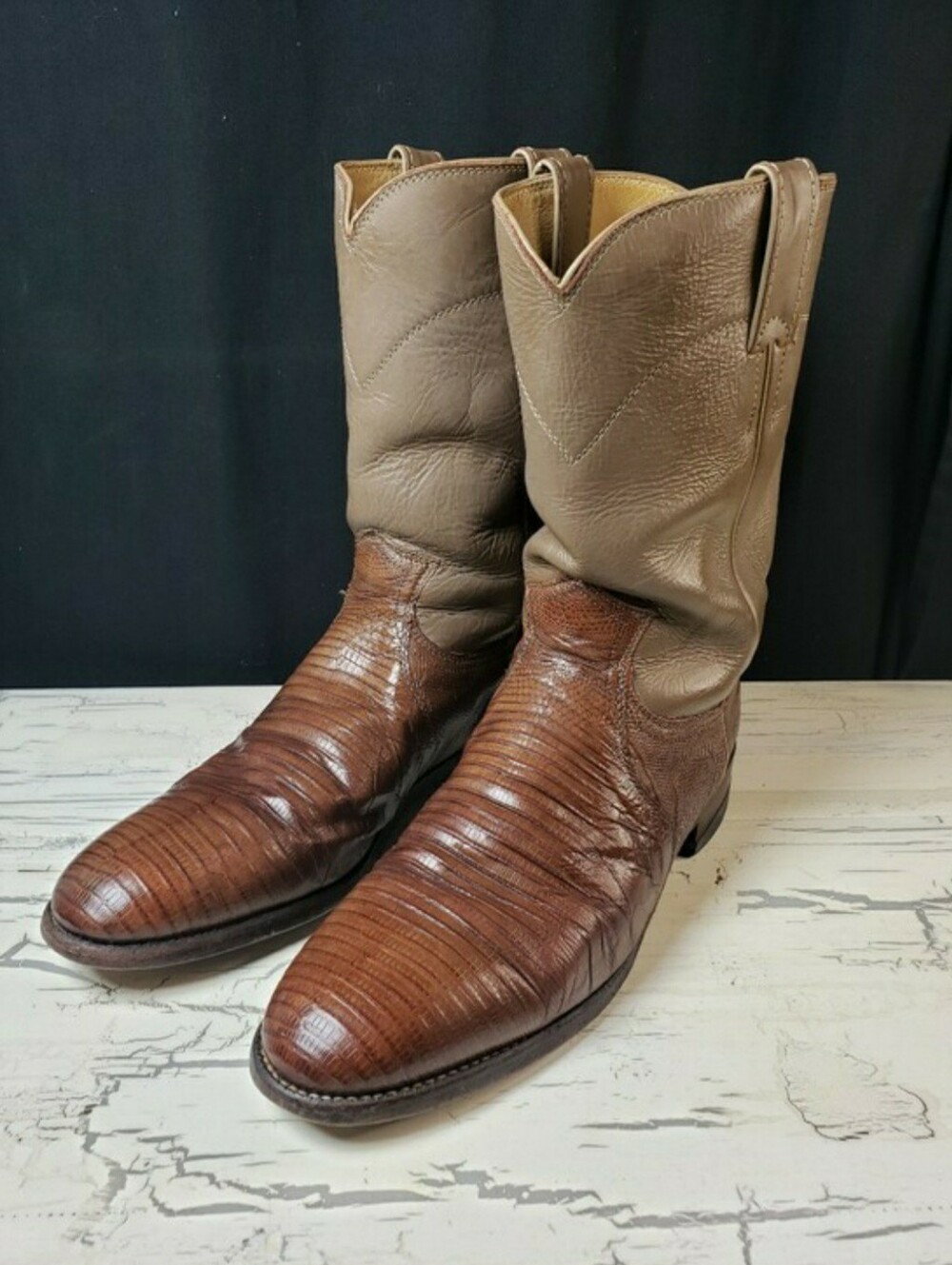 Justin Teju Lizard Ropers style L 3712 in Cognac/ Taupe - Women's 8.5 A